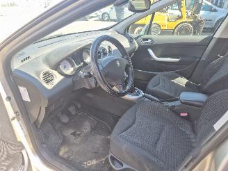Peugeot 308 1.6 vti  7 PERSOONS picture 10