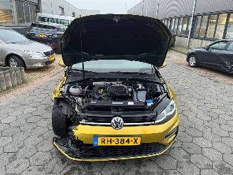 Volkswagen Golf R-Line Pano  AUTOMAAT 81KW picture 2