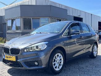 Unfallwagen BMW 2-serie Active Tourer 216i Centennial Executive 2016/10