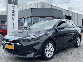 Schadeauto Kia Ceed 1.0 T-GDi AUTOMAAT DynamicLine 2022/11
