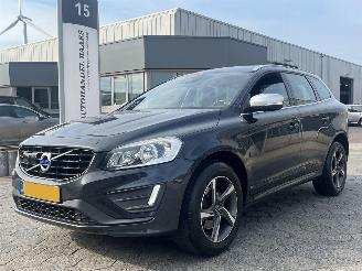 skadebil auto Volvo Xc-60 2.0 T5 FWD R-Design AUTOMAAT 2015/8