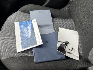 Peugeot 108 1.0 e-VTi Active picture 21