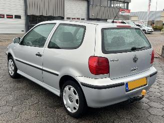 Volkswagen Polo 1.4-16V Trendline picture 6
