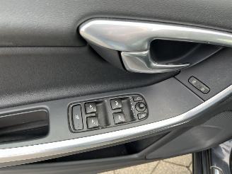 Volvo V-60 1.6 T3 Momentum picture 17