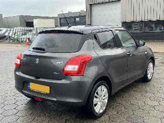 Suzuki Swift 1.2 Select Smart Hybrid picture 4