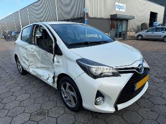 Toyota Yaris 1.5 Hybrid Lease picture 3