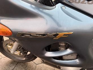 Suzuki GSX 750 Sport picture 7