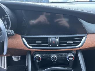 Alfa Romeo Giulia 2.0 Q4 Veloce 280PK picture 18