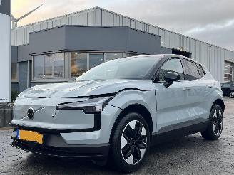 Coche accidentado Volvo EX30 Single Motor Plus 51 kWh 2024/4