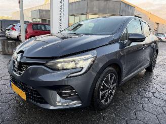 krockskadad bil auto Renault Clio 1.0 TCe R.S. Line 2021/10
