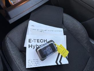 Renault Captur 1.6 E-Tech Hybrid 145 Zen picture 25