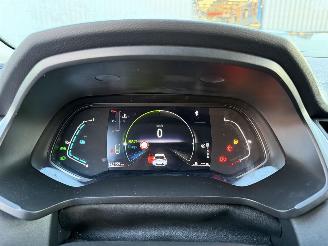 Renault Captur 1.6 E-Tech Hybrid 145 Zen picture 22