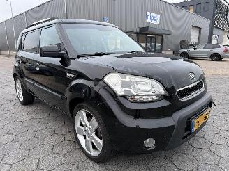 skadebil auto Kia Soul 1.6 X-ecutive 2009/11