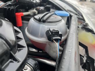 Volkswagen Up! 1.0 move up! BlueMotion picture 8