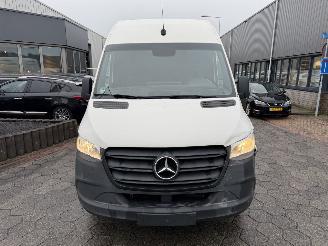 Mercedes Sprinter 317 CDI Automaat Originele kilometers picture 2