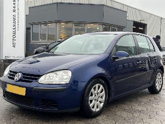 Coche accidentado Volkswagen Golf 1.6 FSI Comfortline Business 2006/11