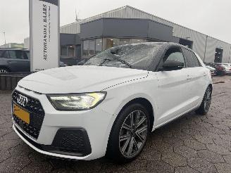 uszkodzony samochody osobowe Audi A1 SPORTBACK 25 TFSI Automaat Advanced edition 2022/5