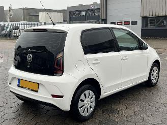 Volkswagen Up! 1.0 BMT up! beats picture 4
