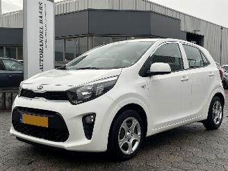 uszkodzony samochody osobowe Kia Picanto 1.0 CVVT EconomyPlusLine 2018/10