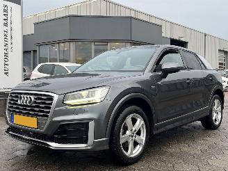 skadebil auto Audi Q2 35 TFSI S Edition AUTOMAAT 2020/10
