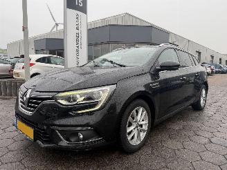 Unfallwagen Renault Mégane Estate 1.2 TCe Limited 2018/2