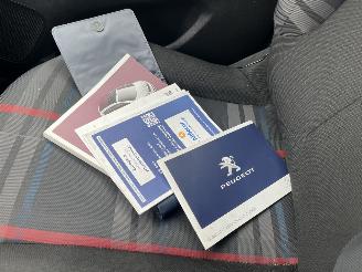 Peugeot 108 1.0 e-VTi Active picture 19