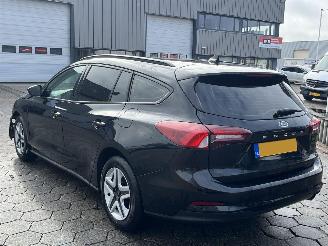 Ford Focus Wagon 1.0 EcoBoost Hybrid Connected picture 6