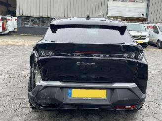 Peugeot e-3008 Allure Avantage 210 73 kWh picture 5