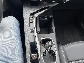 Peugeot e-3008 Allure Avantage 210 73 kWh picture 22