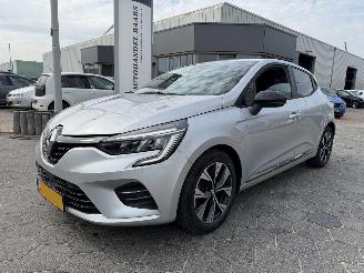 Avarii autoturisme Renault Clio TCe 90 Evolution 2022/12