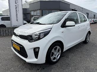 krockskadad bil auto Kia Picanto 1.0 DPi ComfortLine 2018/1