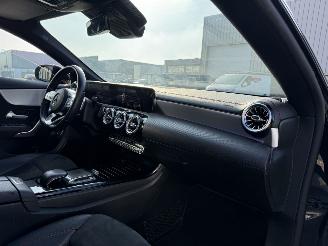 Mercedes Cla-klasse 200 Business Solution AMG picture 18