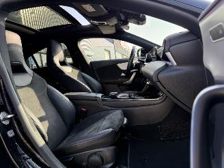 Mercedes Cla-klasse 200 Business Solution AMG picture 17