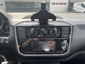 Volkswagen Up! 1.0 picture 20