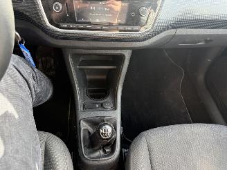 Volkswagen Up! 1.0 picture 20