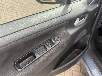 Peugeot 207 1.4 VTi Cool \'n Blue picture 10