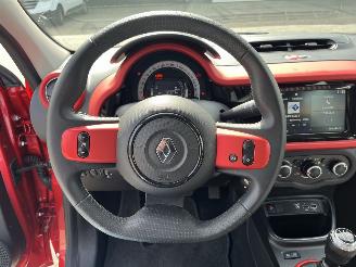 Renault Twingo 1.0 SCe Intens picture 16