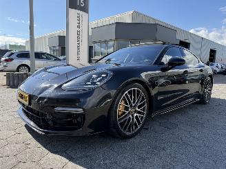 Unfallwagen Porsche Panamera 4 E-HYBRID 2023/4