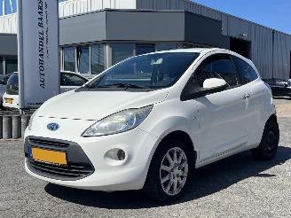 krockskadad bil auto Ford Ka 1.2 Titanium X 2010/3