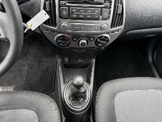 Hyundai I-20 1.2i First Edition picture 20