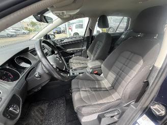 Volkswagen Golf 1.0 TSI Connected Series picture 12