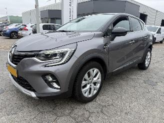 Schadeauto Renault Captur 1.6 E-Tech Hybrid 145 Intens 2022/10