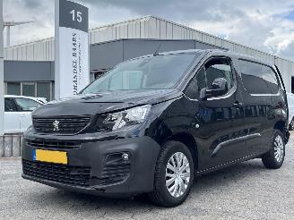 uszkodzony samochody ciężarowe Peugeot Partner 1.6 BlueHDI Pro Long 2019/4