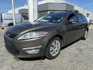 krockskadad bil auto Ford Mondeo Wagon 1.6 TDCi ECOnetic Trend Business 2011/8
