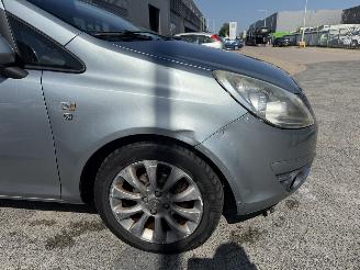 Opel Corsa 1.4-16V \'111\' Edition picture 4