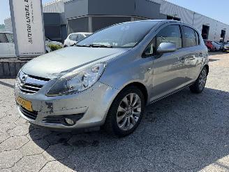krockskadad bil auto Opel Corsa 1.4-16V \'111\' Edition 2010/10