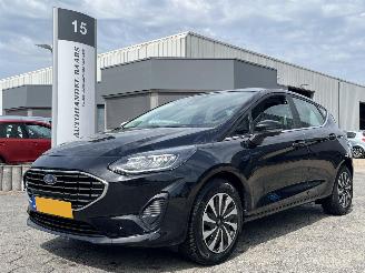 Vaurioauto  passenger cars Ford Fiesta 1.0 EcoBoost Hybrid Titanium 2023/1