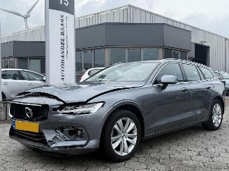 Coche accidentado Volvo V-60 2.0 B3 Inscription AUTOMAAT 2021/1