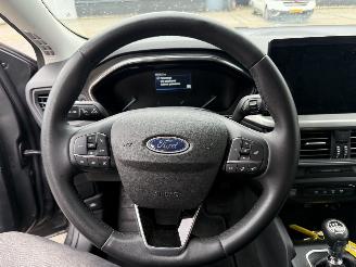 Ford Focus 1.0 EcoBoost Hybrid Titanium picture 15