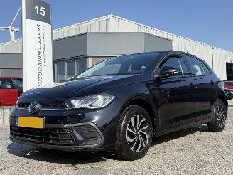 Vaurioauto  passenger cars Volkswagen Polo 1.0 TSI Life 2023/1
